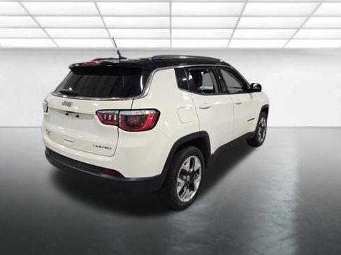 Used 2018 Jeep Compass Limited w/ Navigation Group AWD/4WD image 4