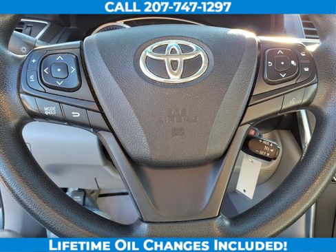 Used 2017 Toyota Camry LE image 16