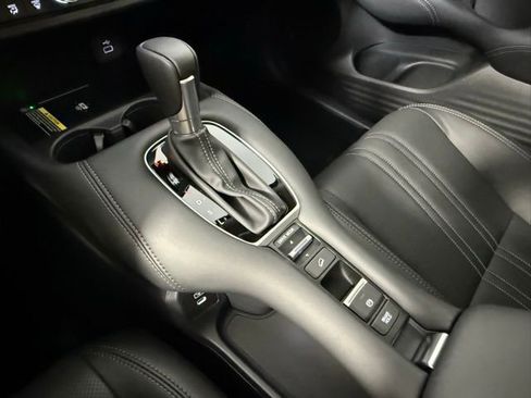 Used 2025 Honda HR-V EX-L image 23