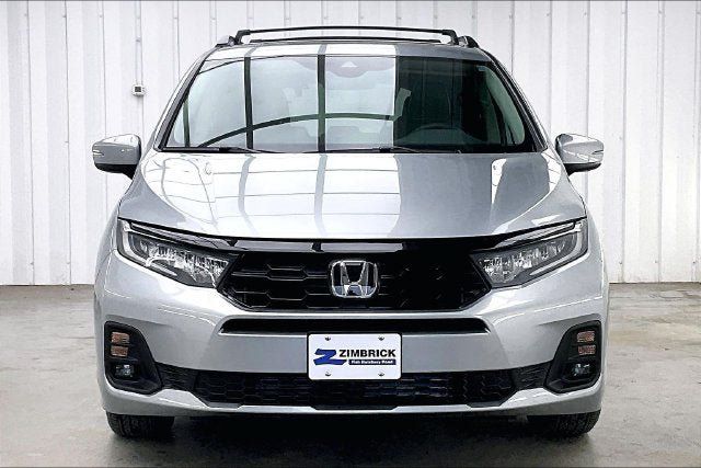 Certified 2026 Honda Odyssey Touring image 3
