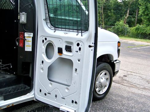 Used 2013 Ford E-150 and Econoline 150 w/ PWR Group image 35