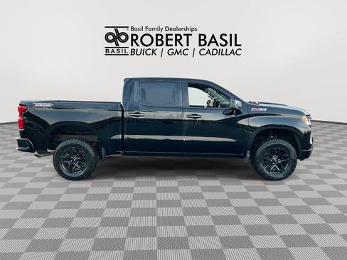 Used 2024 Chevrolet Silverado 1500 LT Trail Boss AWD/4WD image 9