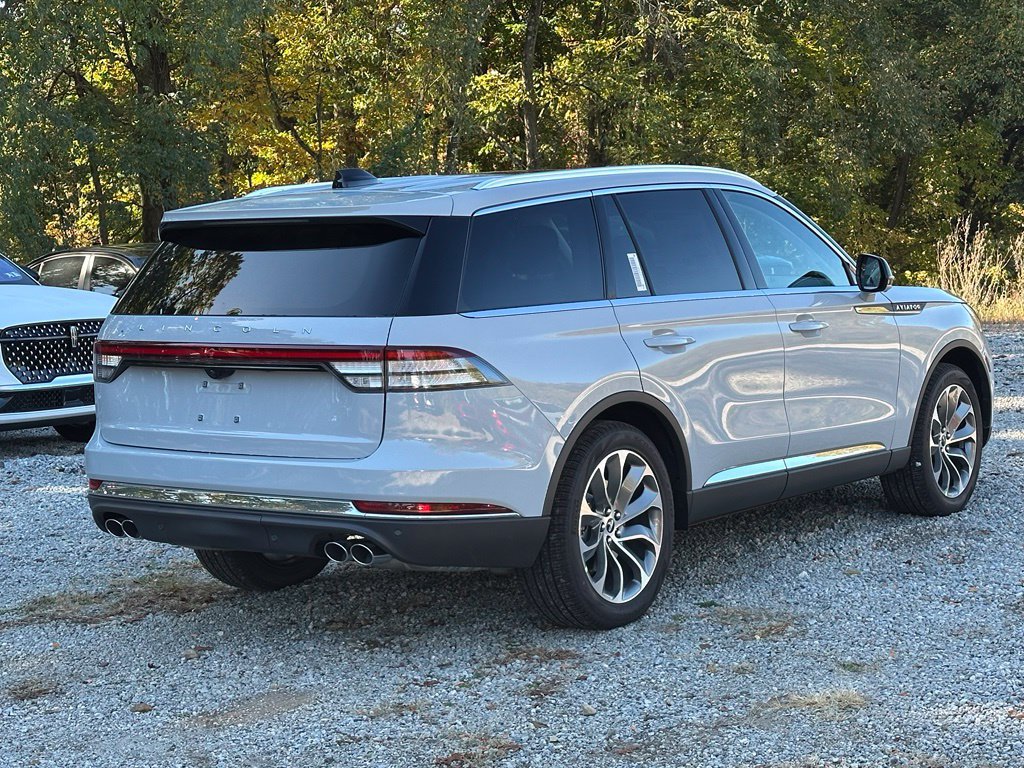 New 2027 Lincoln Aviator Reserve w/ Illumination Package AWD/4WD image 33