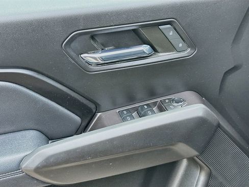 Used 2024 Chevrolet Colorado LT w/ LT Convenience Package II AWD/4WD image 18