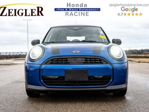 Used 2025 MINI Cooper 2-Door Hardtop image 2