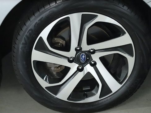 Used 2020 Subaru Legacy Limited w/ Popular Package #2 image 10