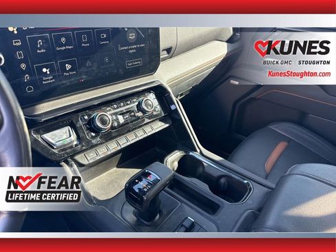 Used 2023 GMC Sierra 1500 AT4 w/ AT4 Premium Package image 33