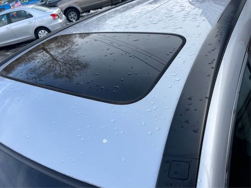 Used 2011 Honda CR-V EX-L image 12