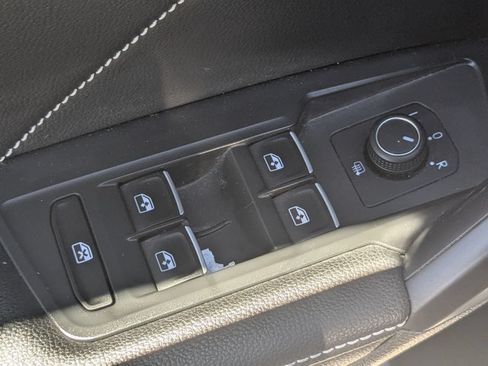 Used 2023 Volkswagen Tiguan SE R-Line AWD/4WD image 12