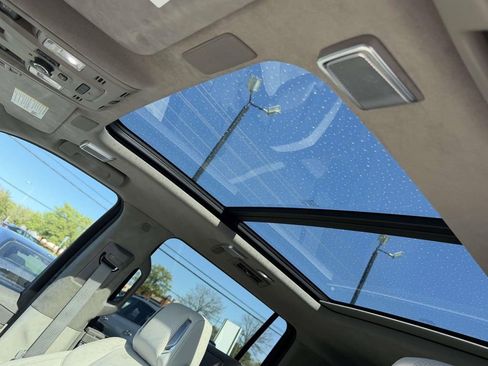 Certified 2024 Cadillac Escalade ESV Sport Platinum w/ LPO, ONYX Package image 19