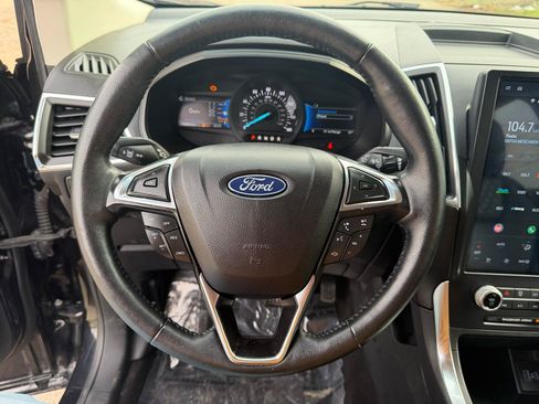 Used 2024 Ford Edge Titanium AWD/4WD image 14