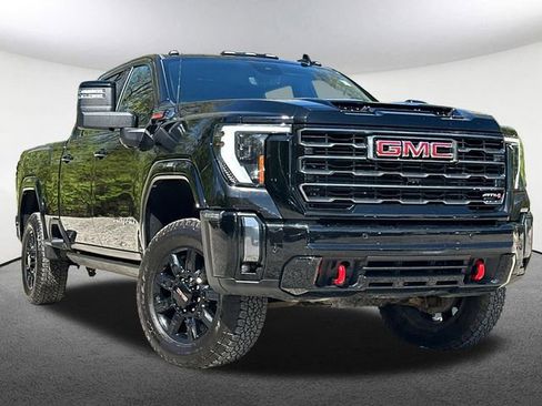 Used 2024 GMC Sierra 3500 AT4 w/ AT4 Premium Plus Package AWD/4WD image 2