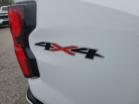 New 2026 Chevrolet Colorado LT w/ LT Convenience Package AWD/4WD image 8
