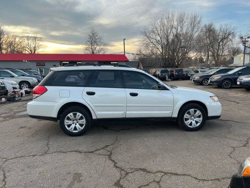 Used 2009 Subaru Outback 2.5i image 5
