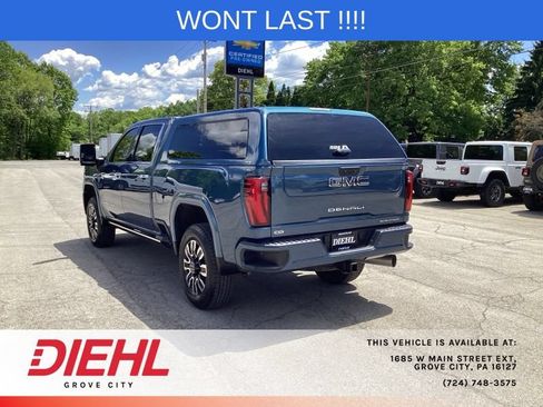 Used 2024 GMC Sierra 3500 Denali Ultimate AWD/4WD image 5