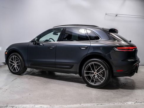 Used 2023 Porsche Macan AWD/4WD image 2