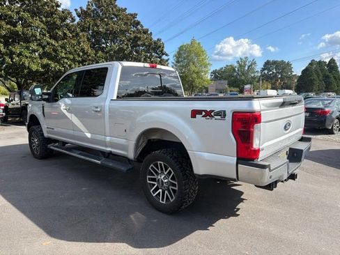 Used 2019 Ford F250 Lariat w/ Lariat Ultimate Package AWD/4WD image 6