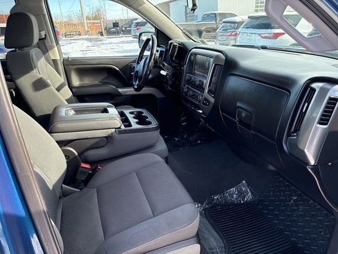 Used 2018 Chevrolet Silverado 1500 LT w/ All Star Edition image 30