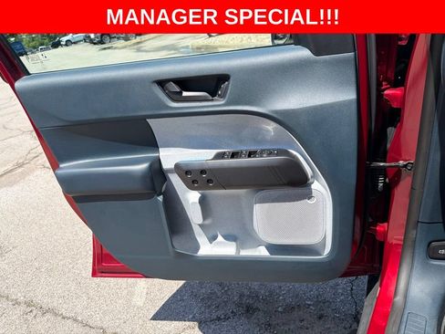 Used 2025 Ford Maverick XLT w/ XLT Luxury Package FWD image 15