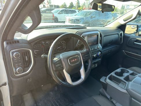 Used 2020 GMC Sierra 1500 Elevation w/ Elevation Value Package AWD/4WD image 8