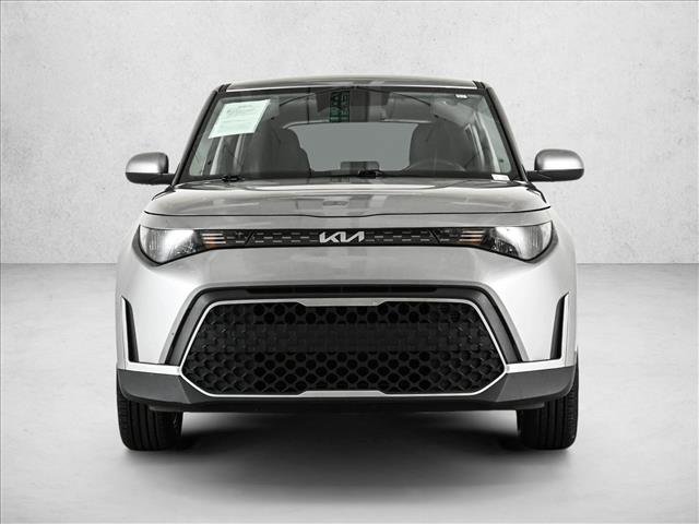 Used 2024 Kia Soul LX w/ Option Group 015 FWD image 2