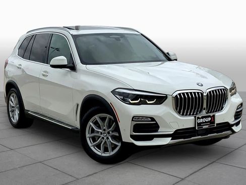 Used 2019 BMW X5 xDrive40i w/ Premium Package AWD/4WD image 3