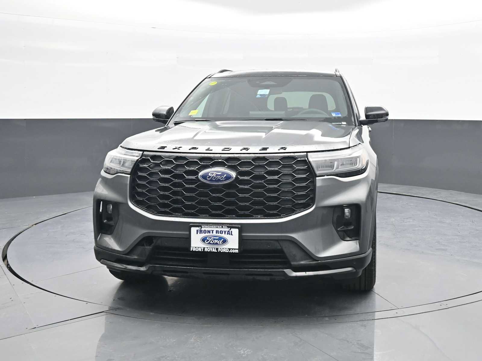 New 2026 Ford Explorer ST-Line AWD/4WD image 3