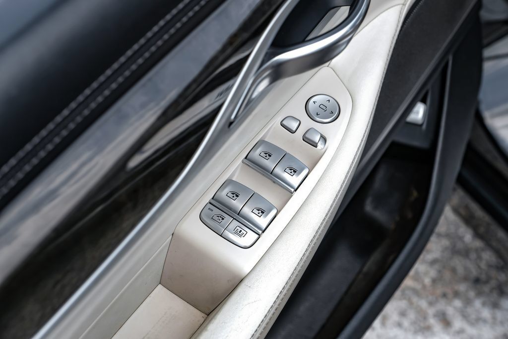 Used 2018 BMW 740i RWD image 37