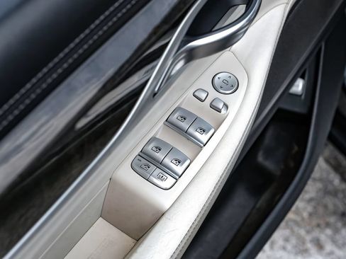 Used 2018 BMW 740i RWD image 37