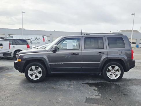 Used 2014 Jeep Patriot Sport w/ Power Value Group image 3
