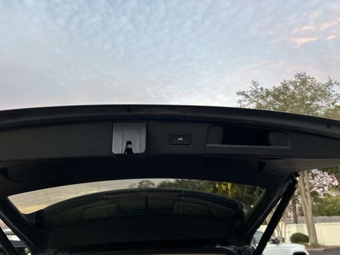 New 2026 Volkswagen Atlas SE FWD image 12