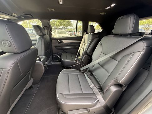 New 2026 Buick Enclave Preferred FWD image 11