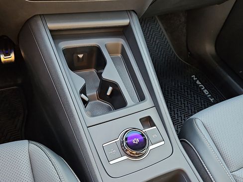 New 2026 Volkswagen Tiguan SE R-Line image 15