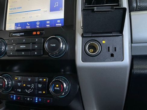 Used 2020 Ford F350 Lariat w/ Lariat Ultimate Package image 46