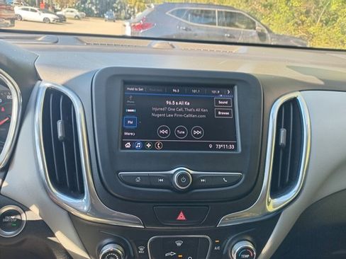Used 2020 Chevrolet Equinox LT image 21