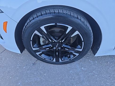 Used 2023 Kia K5 GT-Line image 25