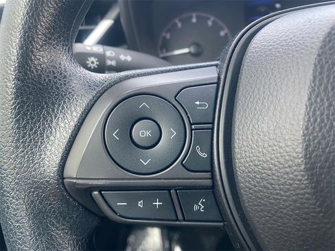 Used 2024 Toyota Corolla LE image 18