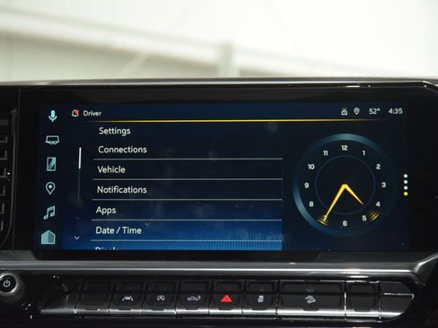 Used 2025 Chevrolet Silverado 1500 RST AWD/4WD image 33