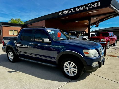 Used 2008 Ford Explorer Sport Trac XLT image 1