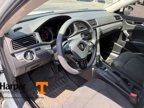 Used 2018 Volkswagen Passat 2.0T S w/ Driver Assistance Package FWD image 13