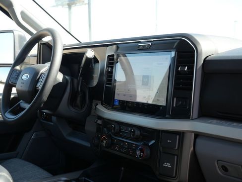 New 2026 Ford F250 XLT w/ XLT Premium Package AWD/4WD image 21