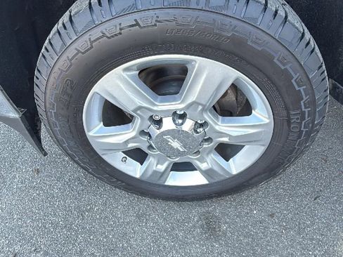 Used 2018 Chevrolet Silverado 2500 LTZ w/ Duramax Plus Package AWD/4WD image 33