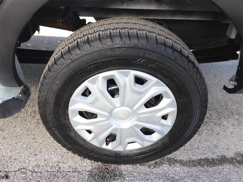 Certified 2024 Ford Transit 250 Low Roof w/ Exterior Upgrade Package image 22