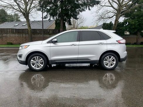 Used 2017 Ford Edge SEL w/ Equipment Group 201A image 2
