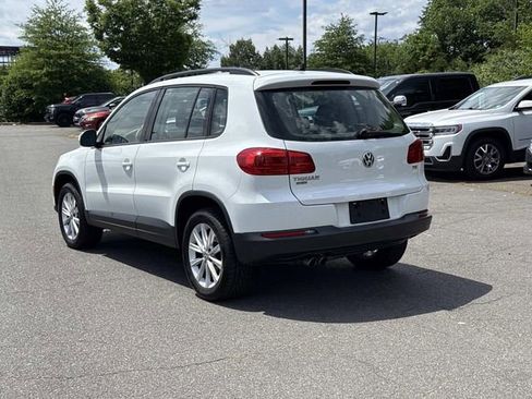 Used 2017 Volkswagen Tiguan Limited FWD image 4