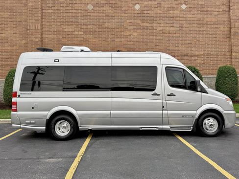 Used 2012 Mercedes-Benz Sprinter 3500 image 23