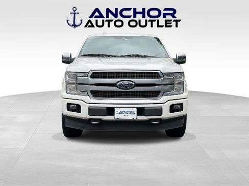 Used 2018 Ford F150 Platinum w/ Equipment Group 701A Luxury AWD/4WD image 2