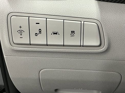 Used 2021 Hyundai Tucson Value w/ Cargo Package image 17