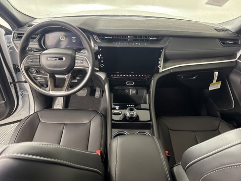 New 2026 Jeep Grand Cherokee L Limited AWD/4WD image 15