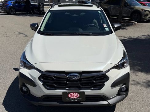 Used 2024 Subaru Crosstrek 2.0i Premium AWD/4WD image 2